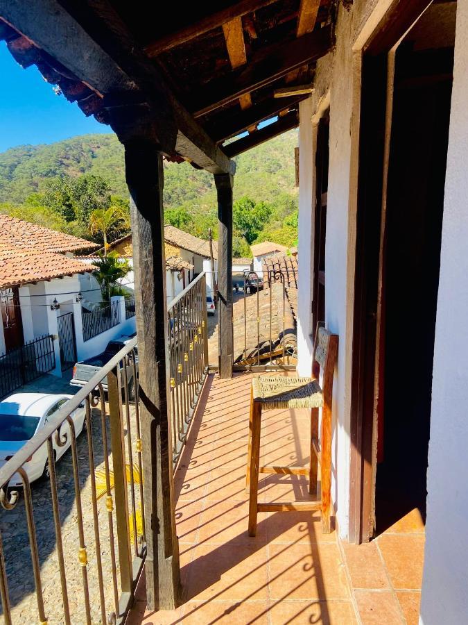 Hotel De Cervantes San Sebastián del Oeste Esterno foto