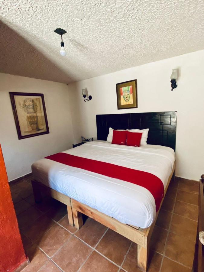 Hotel De Cervantes San Sebastián del Oeste Esterno foto