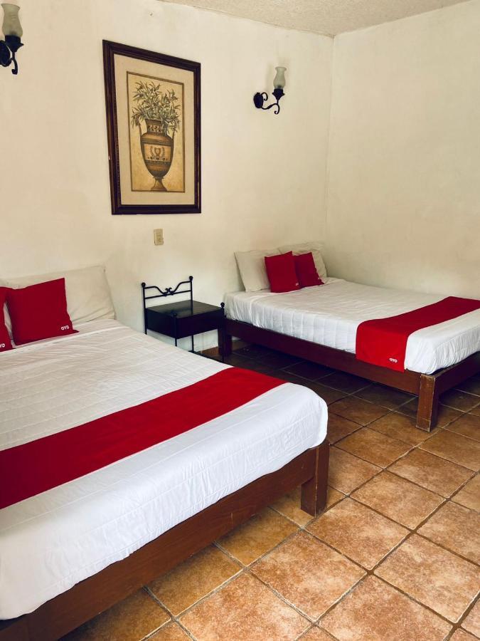 Hotel De Cervantes San Sebastián del Oeste Esterno foto