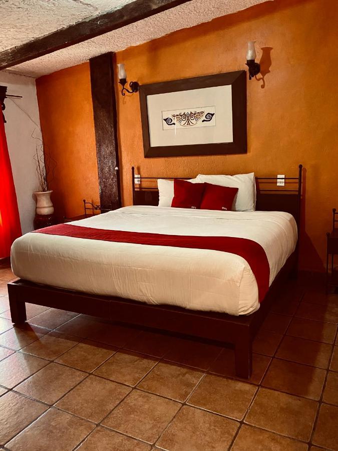 Hotel De Cervantes San Sebastián del Oeste Esterno foto